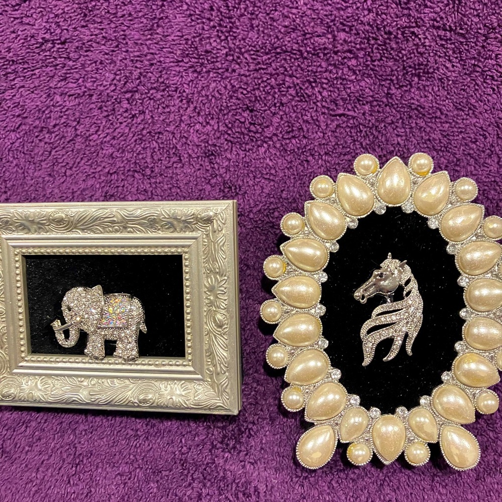 JEWELRY ART PICTURES. ELEPHANT/HORSE. MAKES GREAT GIFTS 🎁 (Set of 2)